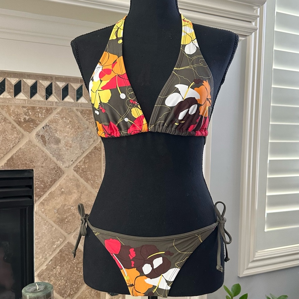 Body Glove Medium two piece swimsuit